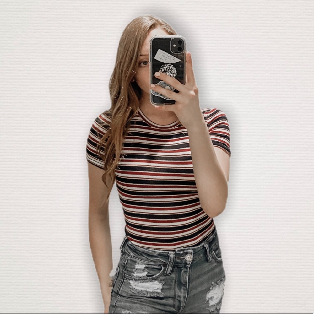 🌸3/$25: Striped Bodysuit